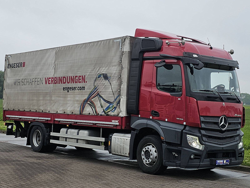 Mercedes-Benz ACTROS 1836 - Ponyvás teherautó: 5 kép. Mercedes-Benz ACTROS 1836 - Ponyvás teherautó: 5 kép.