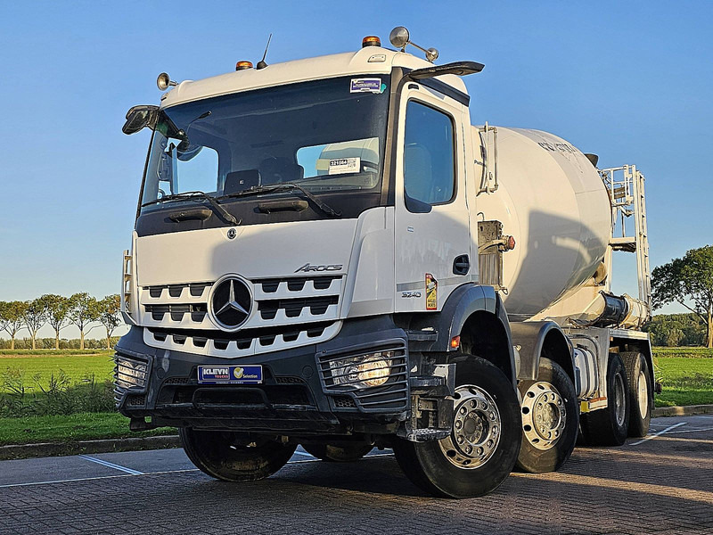 Mercedes-Benz AROCS 3240 PUTZMEISTER 9M3 - Betonmixer: 1 kép. Mercedes-Benz AROCS 3240 PUTZMEISTER 9M3 - Betonmixer: 1 kép.