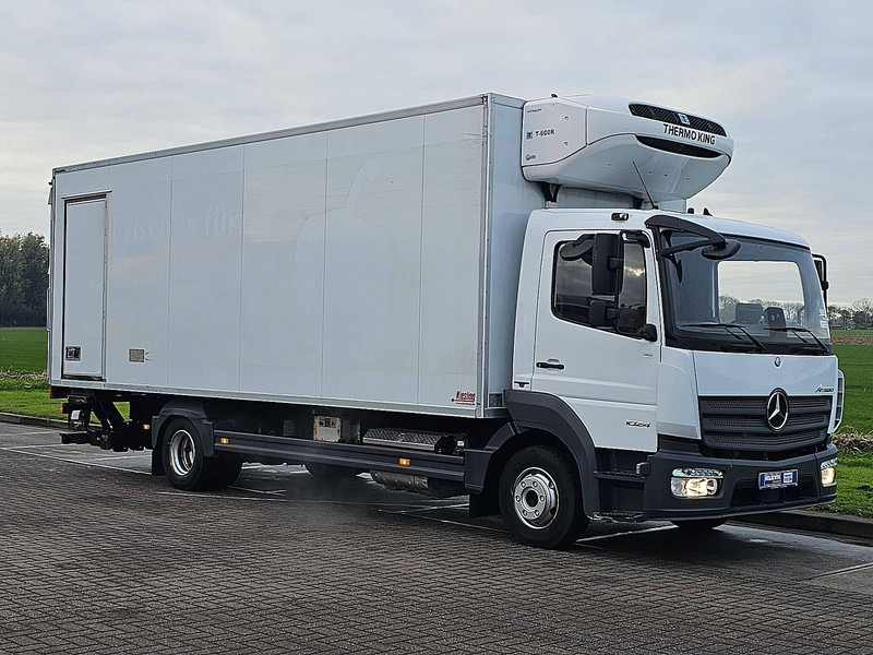 Mercedes-Benz ATEGO 1024 - Hűtős teherautó: 5 kép. Mercedes-Benz ATEGO 1024 - Hűtős teherautó: 5 kép.