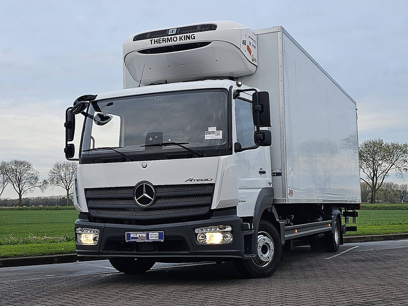 Mercedes-Benz ATEGO 1024 - Hűtős teherautó: 1 kép. Mercedes-Benz ATEGO 1024 - Hűtős teherautó: 1 kép.
