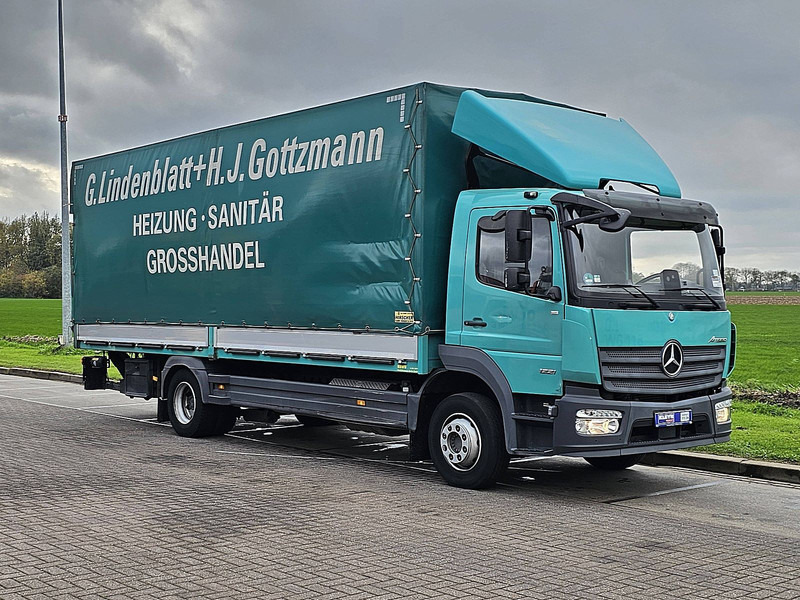 Mercedes-Benz ATEGO 1221 - Ponyvás teherautó: 5 kép. Mercedes-Benz ATEGO 1221 - Ponyvás teherautó: 5 kép.