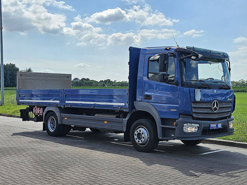Mercedes-Benz ATEGO 1223 - Platós teherautó: 5 kép. Mercedes-Benz ATEGO 1223 - Platós teherautó: 5 kép.
