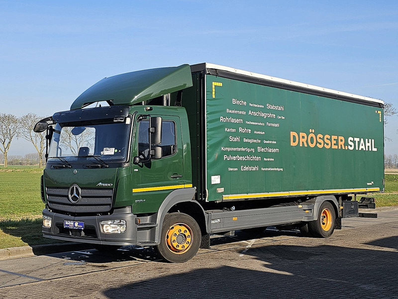 Mercedes-Benz ATEGO 1224 - Ponyvás teherautó: 2 kép. Mercedes-Benz ATEGO 1224 - Ponyvás teherautó: 2 kép.