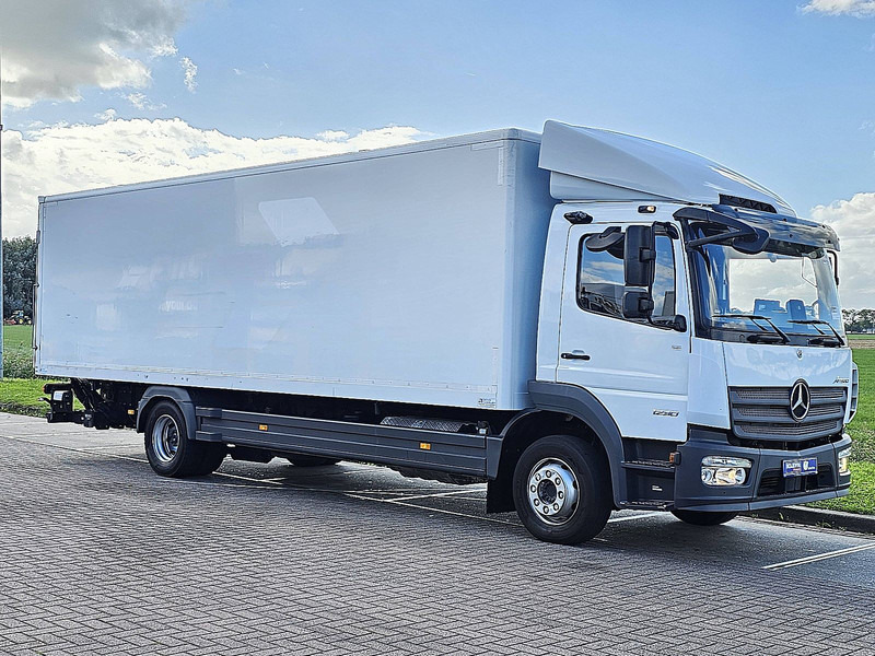 Mercedes-Benz ATEGO 1230 TAILLIFT AIRCO AHK - Dobozos felépítményű teherautó: 5 kép. Mercedes-Benz ATEGO 1230 TAILLIFT AIRCO AHK - Dobozos felépítményű teherautó: 5 kép.