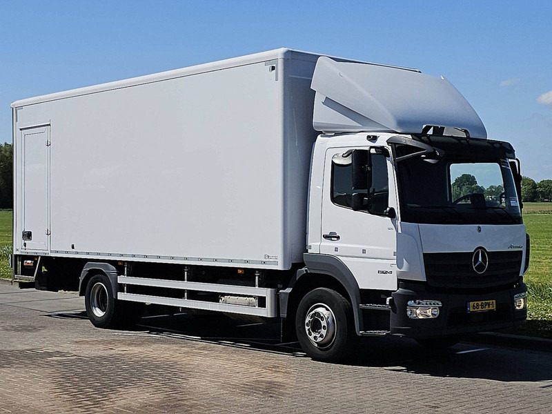 Mercedes-Benz ATEGO 1324 13.5T AIRCO TAILLIFT - Dobozos felépítményű teherautó: 5 kép. Mercedes-Benz ATEGO 1324 13.5T AIRCO TAILLIFT - Dobozos felépítményű teherautó: 5 kép.