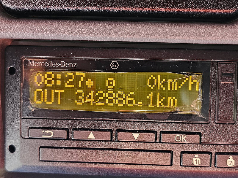 Dobozos felépítményű teherautó Mercedes-Benz ATEGO 816 WB 332 AIRCO LIFT: 9 kép.