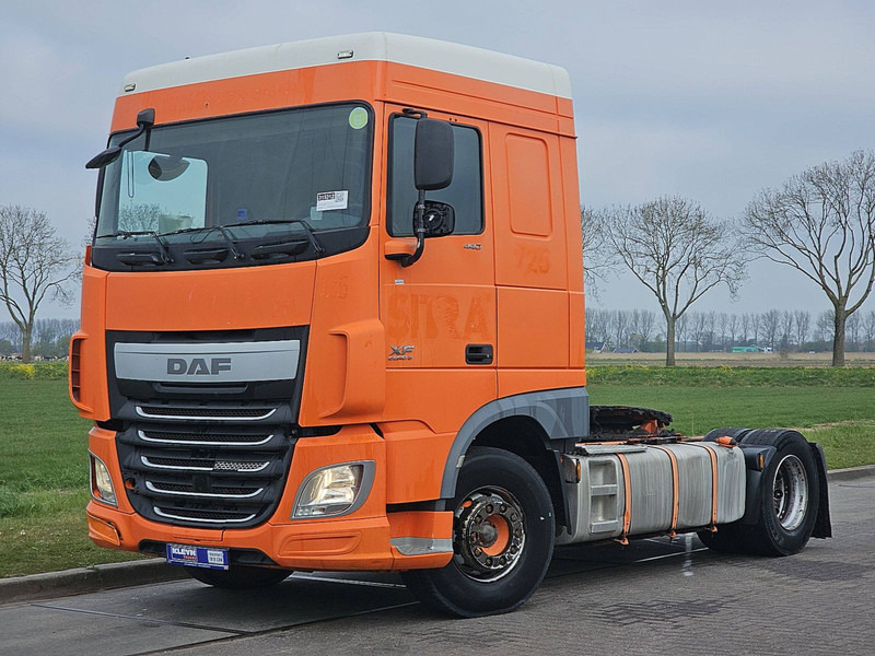 DAF XF 440 - Nyergesvontató: 2 kép. DAF XF 440 - Nyergesvontató: 2 kép.