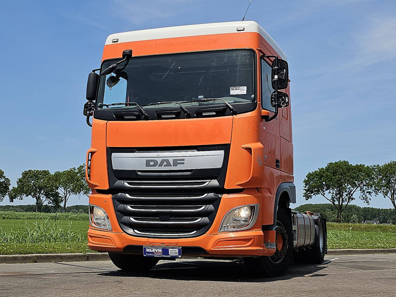 DAF XF 440 SPACECAB MANUAL - Nyergesvontató: 1 kép. DAF XF 440 SPACECAB MANUAL - Nyergesvontató: 1 kép.