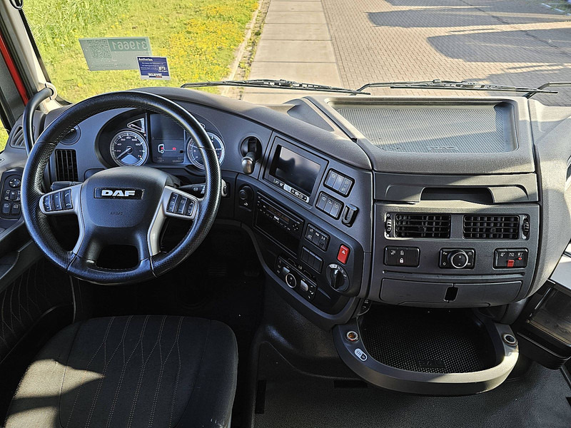 Nyergesvontató DAF XF 450 FULL ADR PTO HYDR.: 8 kép.