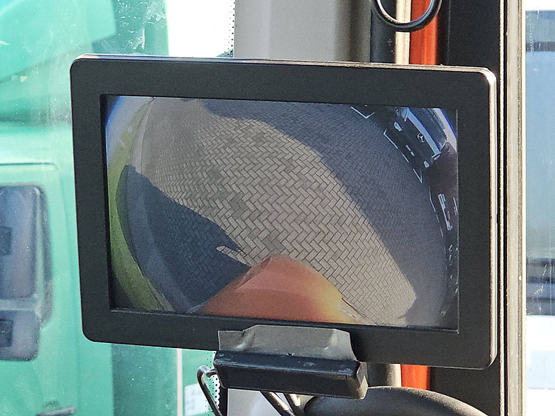 Nyergesvontató DAF XF 450: 13 kép. Nyergesvontató DAF XF 450: 13 kép.