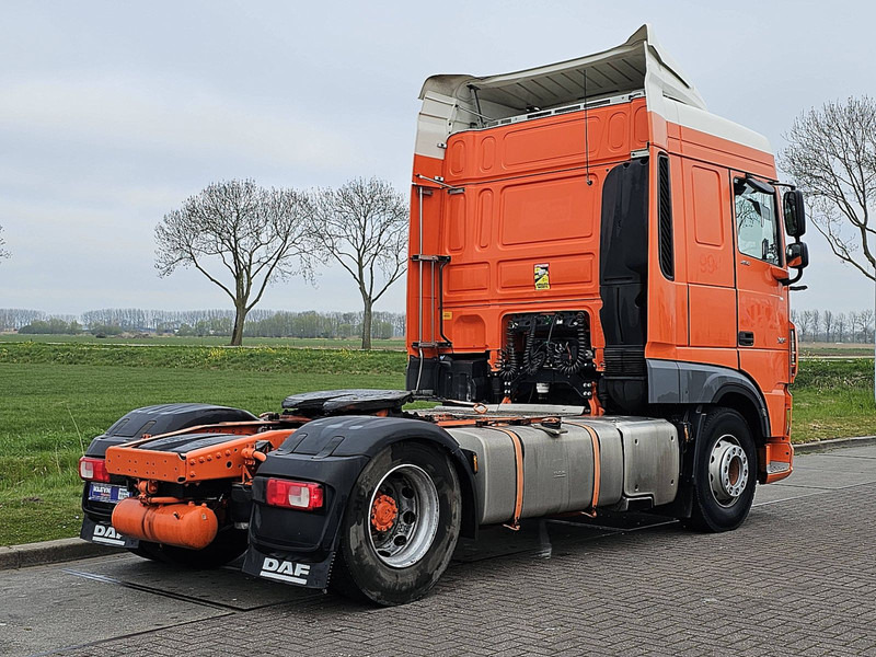 DAF XF 450 SPACECAB 2X TANK - Nyergesvontató: 3 kép. DAF XF 450 SPACECAB 2X TANK - Nyergesvontató: 3 kép.