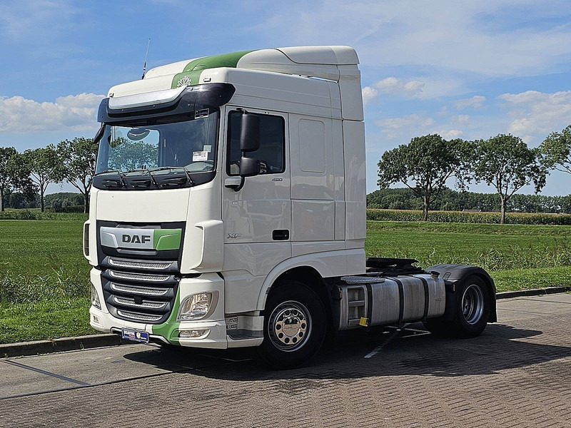 DAF XF 480 2X TANK CARRIER UNIT - Nyergesvontató: 2 kép. DAF XF 480 2X TANK CARRIER UNIT - Nyergesvontató: 2 kép.