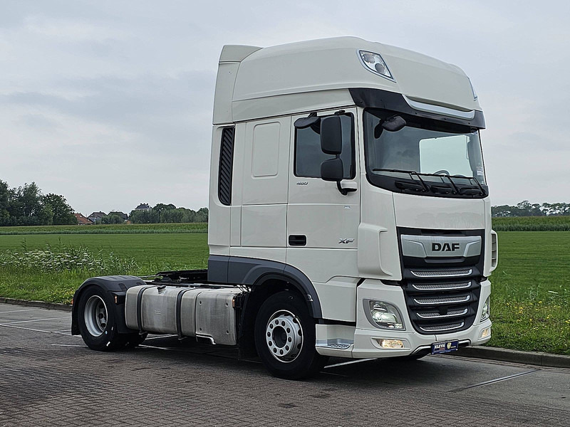 Nyergesvontató DAF XF 480: 5 kép.