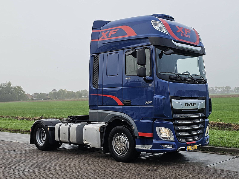 DAF XF 480 SSC INTARDER 2X TANK - Nyergesvontató: 5 kép. DAF XF 480 SSC INTARDER 2X TANK - Nyergesvontató: 5 kép.