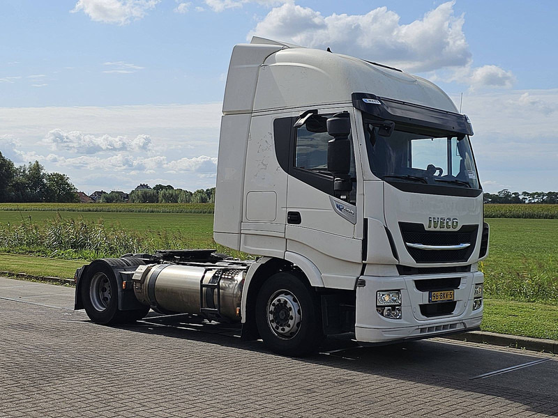 Iveco AS440S40 STRALIS LNG - Nyergesvontató: 5 kép. Iveco AS440S40 STRALIS LNG - Nyergesvontató: 5 kép.