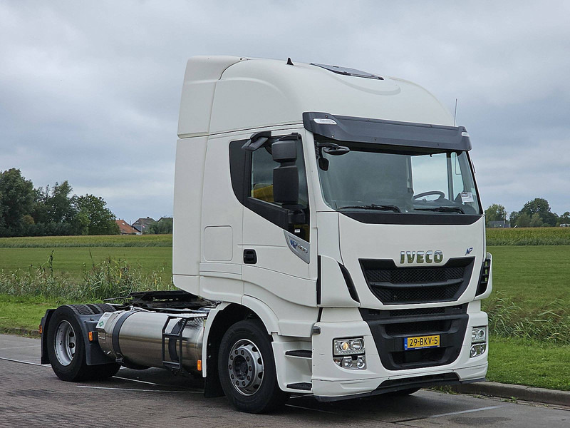 Iveco AS440S40 STRALIS LNG - Nyergesvontató: 5 kép. Iveco AS440S40 STRALIS LNG - Nyergesvontató: 5 kép.