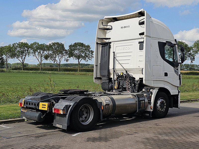 Iveco AS440S40 STRALIS LNG - Nyergesvontató: 3 kép. Iveco AS440S40 STRALIS LNG - Nyergesvontató: 3 kép.