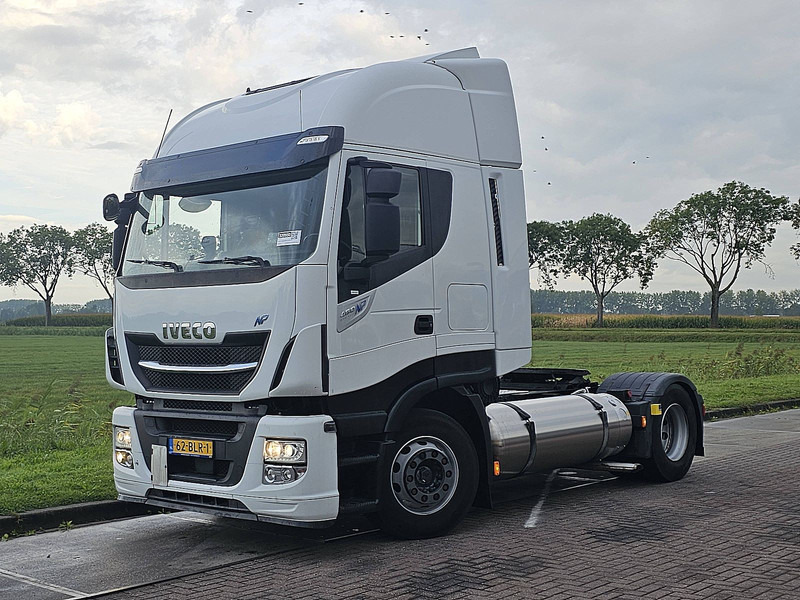 Iveco AS440S46 STRALIS LNG - Nyergesvontató: 2 kép. Iveco AS440S46 STRALIS LNG - Nyergesvontató: 2 kép.