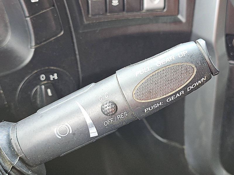 Nyergesvontató Iveco AS440S57 STRALIS 6X2 570 INTARDER: 13 kép. Nyergesvontató Iveco AS440S57 STRALIS 6X2 570 INTARDER: 13 kép.