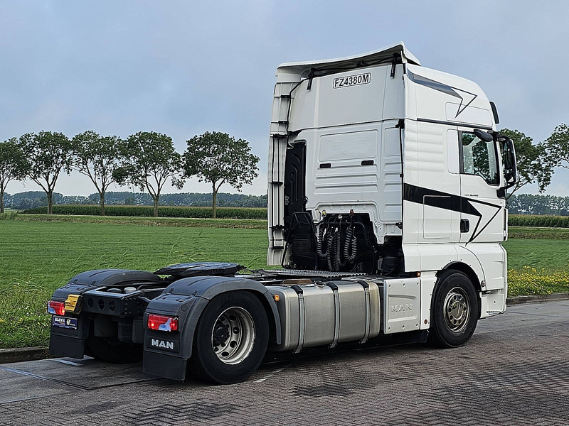 MAN 18.460 TGX XXL 2XTANK NIGHT A/C - Nyergesvontató: 3 kép. MAN 18.460 TGX XXL 2XTANK NIGHT A/C - Nyergesvontató: 3 kép.