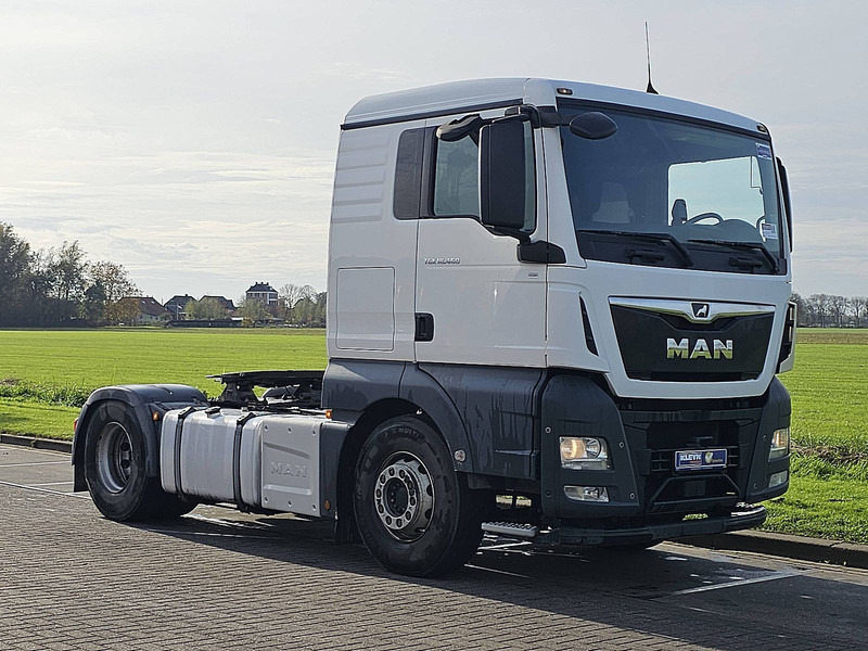 MAN 18.460 TGX kipphydaulik - Nyergesvontató: 5 kép. MAN 18.460 TGX kipphydaulik - Nyergesvontató: 5 kép.