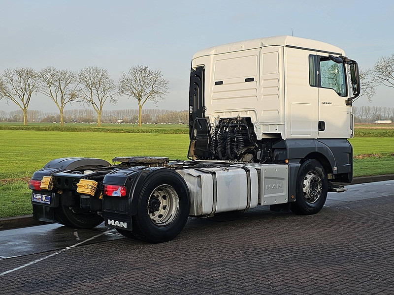 MAN 18.460 TGX kipphydaulik - Nyergesvontató: 3 kép. MAN 18.460 TGX kipphydaulik - Nyergesvontató: 3 kép.