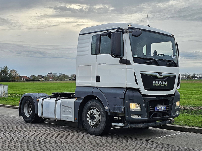 MAN 18.460 TGX kipphydaulik - Nyergesvontató: 5 kép. MAN 18.460 TGX kipphydaulik - Nyergesvontató: 5 kép.