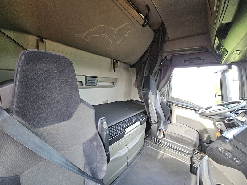 Nyergesvontató MAN 18.510 TGX GX XXL INTARDER LED: 14 kép.