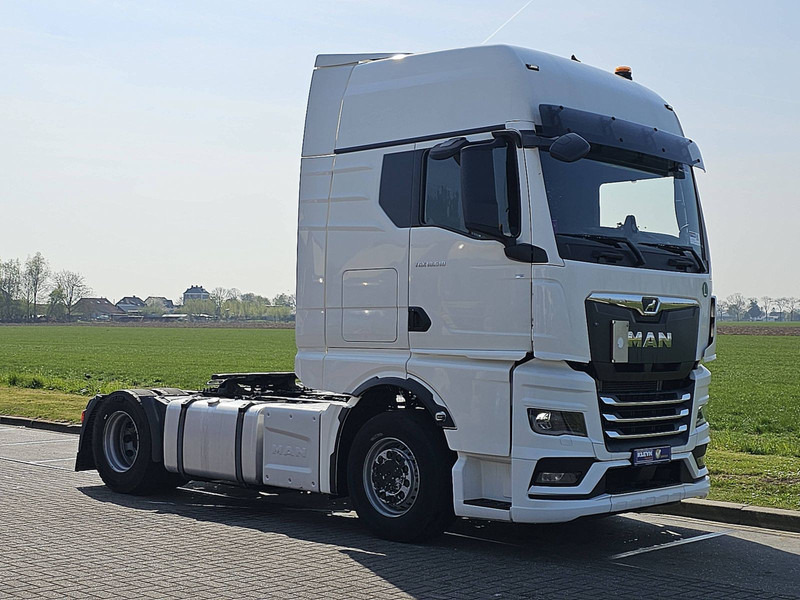 MAN 18.510 TGX GX XXL INTARDER LED - Nyergesvontató: 5 kép. MAN 18.510 TGX GX XXL INTARDER LED - Nyergesvontató: 5 kép.
