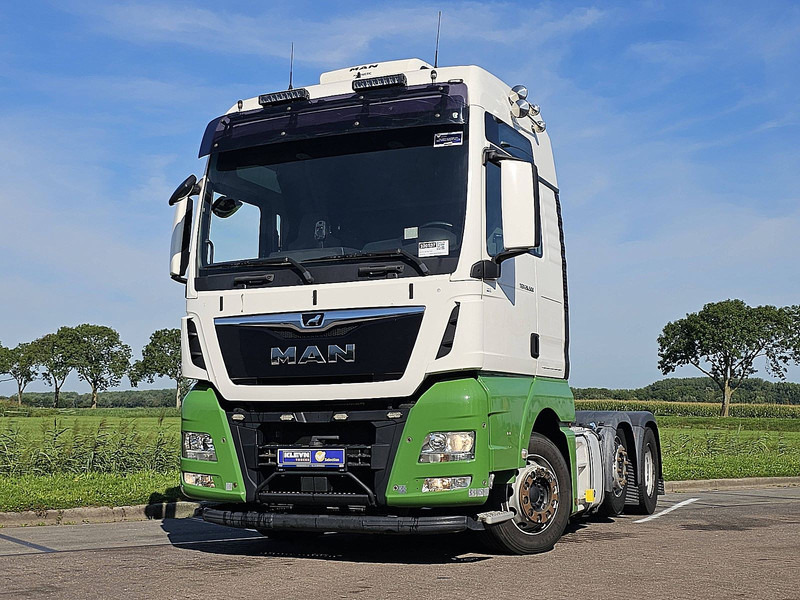 MAN 26.500 TGX - Nyergesvontató: 1 kép. MAN 26.500 TGX - Nyergesvontató: 1 kép.