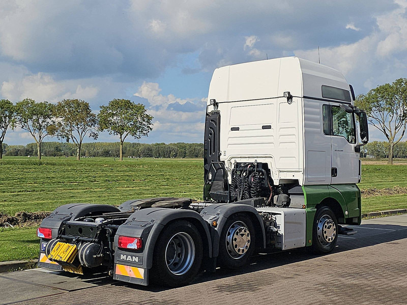 MAN 26.500 TGX XXL 6X2/4 INTARDER - Nyergesvontató: 3 kép. MAN 26.500 TGX XXL 6X2/4 INTARDER - Nyergesvontató: 3 kép.