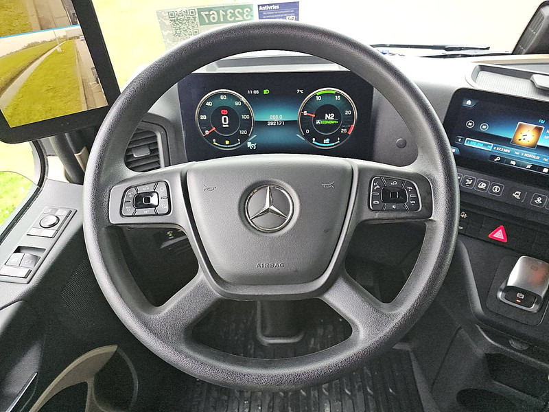 Nyergesvontató Mercedes-Benz ACTROS 1845 LS BIGSPACE: 11 kép. Nyergesvontató Mercedes-Benz ACTROS 1845 LS BIGSPACE: 11 kép.