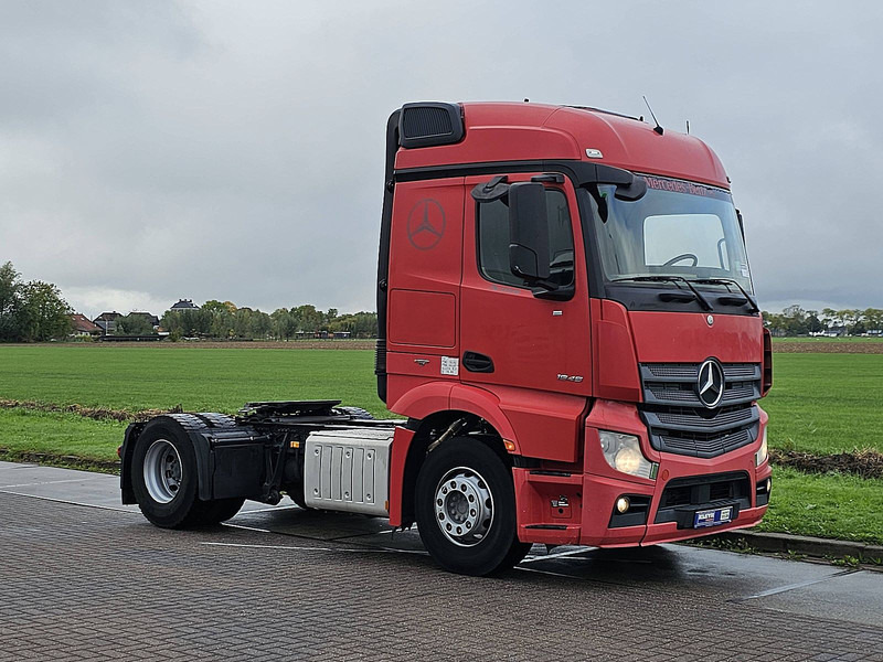 Mercedes-Benz ACTROS 1845 LS - Nyergesvontató: 5 kép. Mercedes-Benz ACTROS 1845 LS - Nyergesvontató: 5 kép.