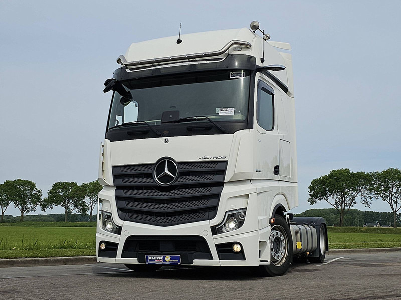 Mercedes-Benz ACTROS 1845 LS NR MP5 GIGASP. RET. - Nyergesvontató: 1 kép. Mercedes-Benz ACTROS 1845 LS NR MP5 GIGASP. RET. - Nyergesvontató: 1 kép.