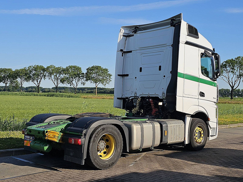 Mercedes-Benz ACTROS 1848 LS STR.SP. RET. 2X TANK - Nyergesvontató: 3 kép. Mercedes-Benz ACTROS 1848 LS STR.SP. RET. 2X TANK - Nyergesvontató: 3 kép.