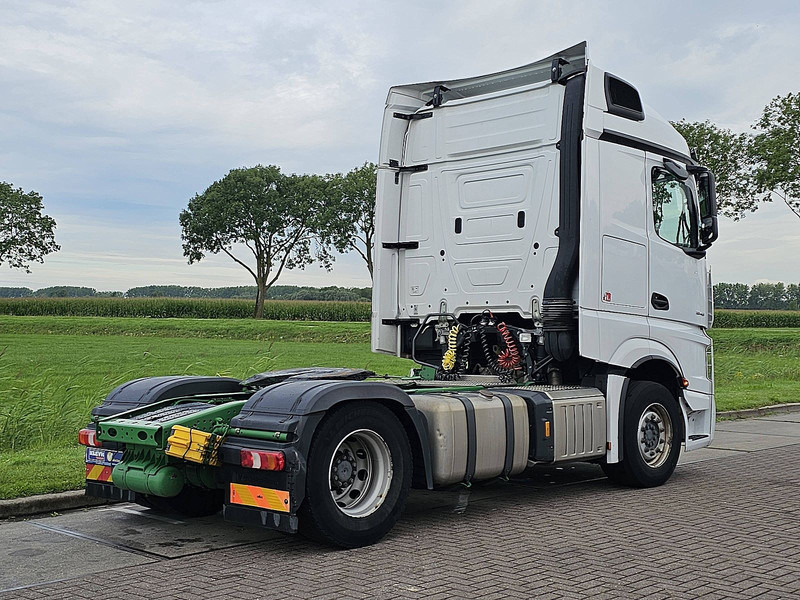 Mercedes-Benz ACTROS 1848 LS STR.SP. RET. 2X TANK - Nyergesvontató: 3 kép. Mercedes-Benz ACTROS 1848 LS STR.SP. RET. 2X TANK - Nyergesvontató: 3 kép.