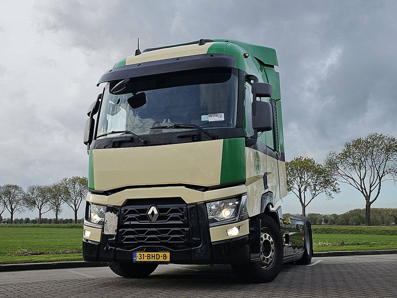 Renault T 460 - Nyergesvontató: 1 kép. Renault T 460 - Nyergesvontató: 1 kép.