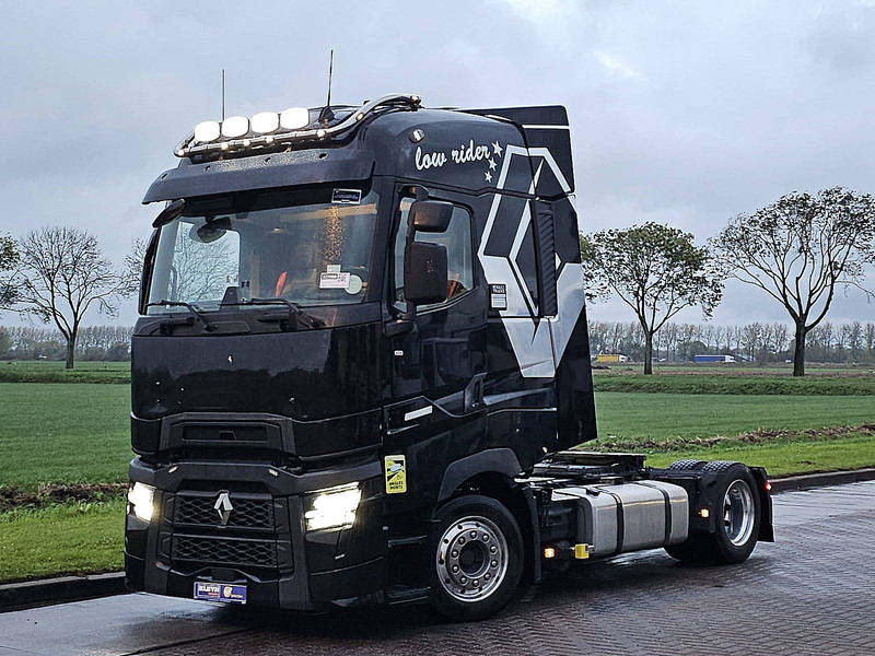 Renault T 480 HIGH EVO MEGA HUBSAT - Nyergesvontató: 2 kép. Renault T 480 HIGH EVO MEGA HUBSAT - Nyergesvontató: 2 kép.
