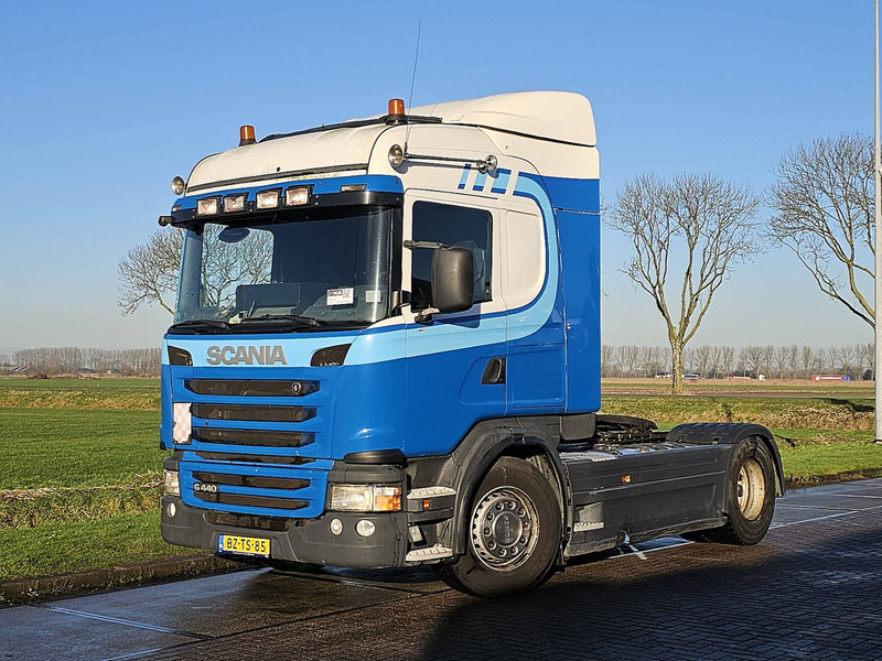 Scania G440 HIGHLINE RETARDER - Nyergesvontató: 2 kép. Scania G440 HIGHLINE RETARDER - Nyergesvontató: 2 kép.