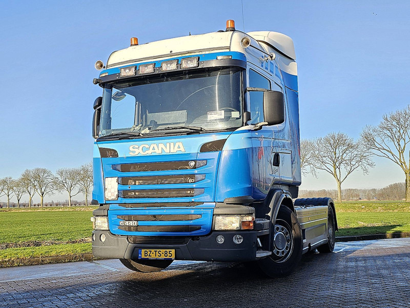 Scania G440 HIGHLINE RETARDER - Nyergesvontató: 1 kép. Scania G440 HIGHLINE RETARDER - Nyergesvontató: 1 kép.