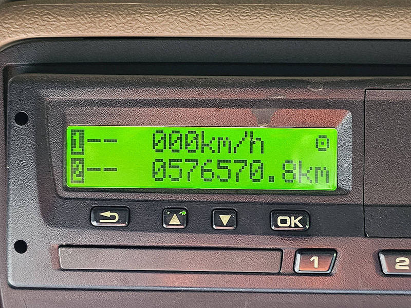 Nyergesvontató Scania R380 MANUAL 3+3 576 DKM: 9 kép.