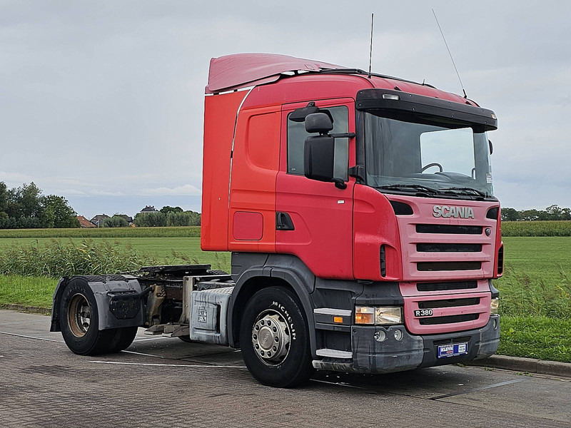 Scania R380 MANUAL 3+3 576 DKM - Nyergesvontató: 5 kép. Scania R380 MANUAL 3+3 576 DKM - Nyergesvontató: 5 kép.