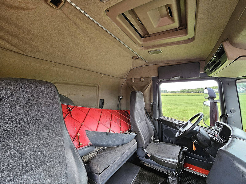 Nyergesvontató Scania R380 MANUAL 3+3 576 DKM: 13 kép.