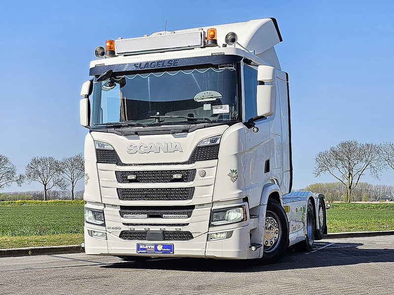 Scania R450 6X2*4NB RET. LEATHER - Nyergesvontató: 1 kép. Scania R450 6X2*4NB RET. LEATHER - Nyergesvontató: 1 kép.