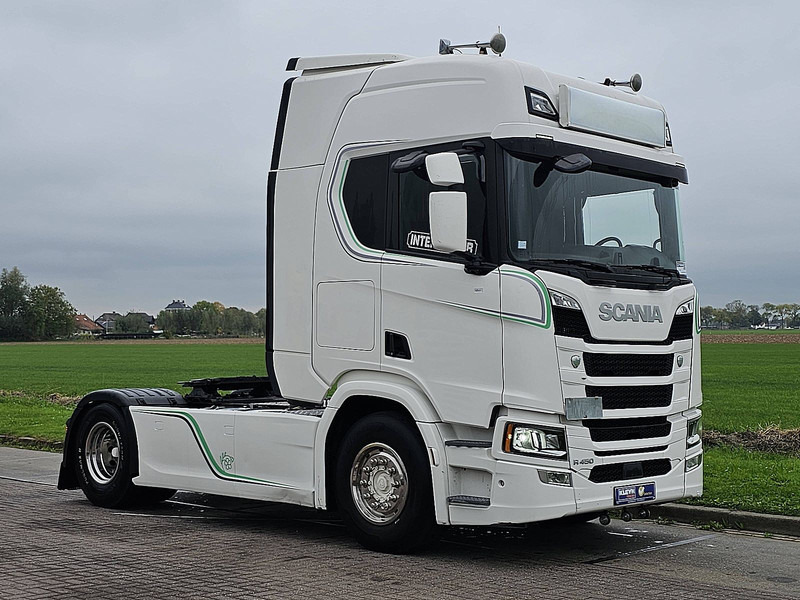 Scania R450 HL,2x tank - Nyergesvontató: 5 kép. Scania R450 HL,2x tank - Nyergesvontató: 5 kép.