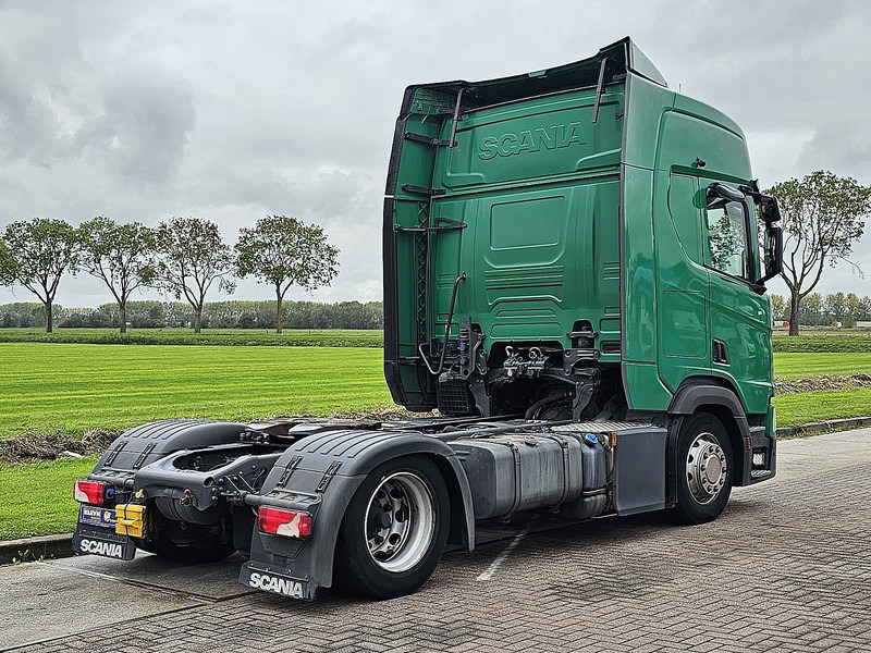 Scania R450 - Nyergesvontató: 3 kép. Scania R450 - Nyergesvontató: 3 kép.