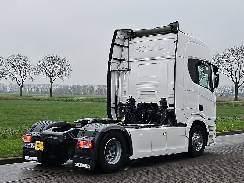 Scania R460 - Nyergesvontató: 3 kép. Scania R460 - Nyergesvontató: 3 kép.