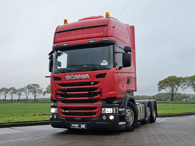 Scania R490 - Nyergesvontató: 1 kép. Scania R490 - Nyergesvontató: 1 kép.