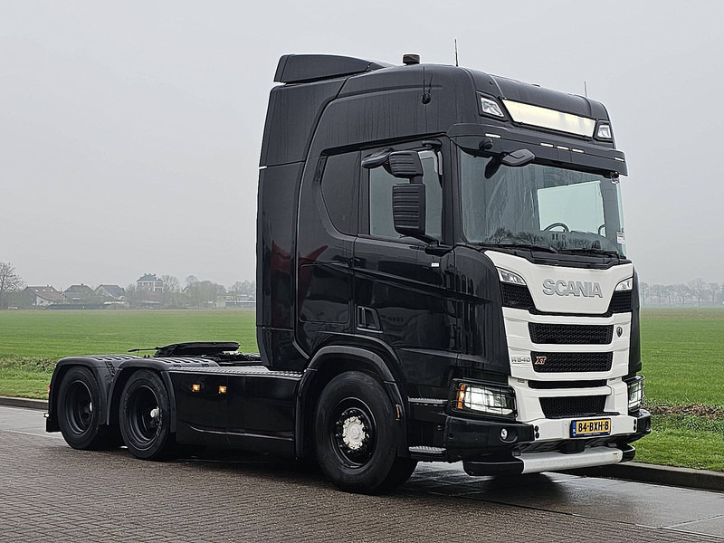 Scania R540 - Nyergesvontató: 5 kép. Scania R540 - Nyergesvontató: 5 kép.