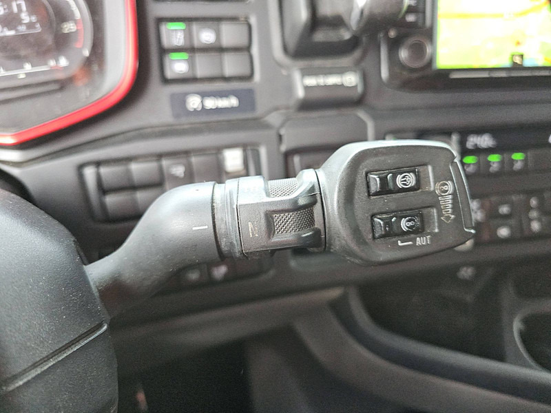 Nyergesvontató Scania R650 6X4 RETARDER LED: 10 kép.